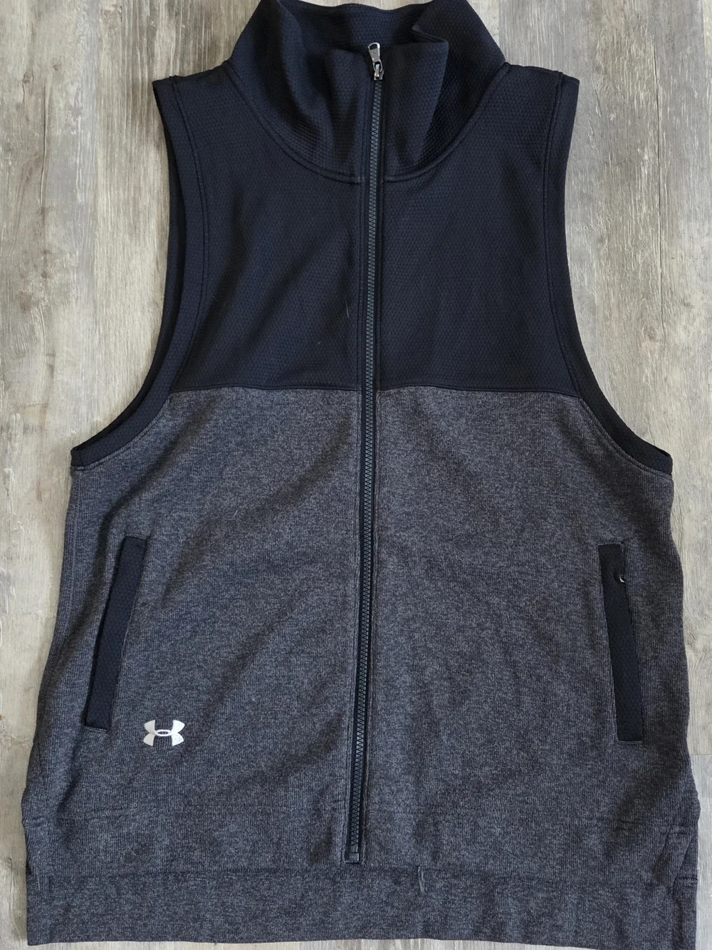 Under Armour Two-Tone Zippered Vest - Black & Charcoal
